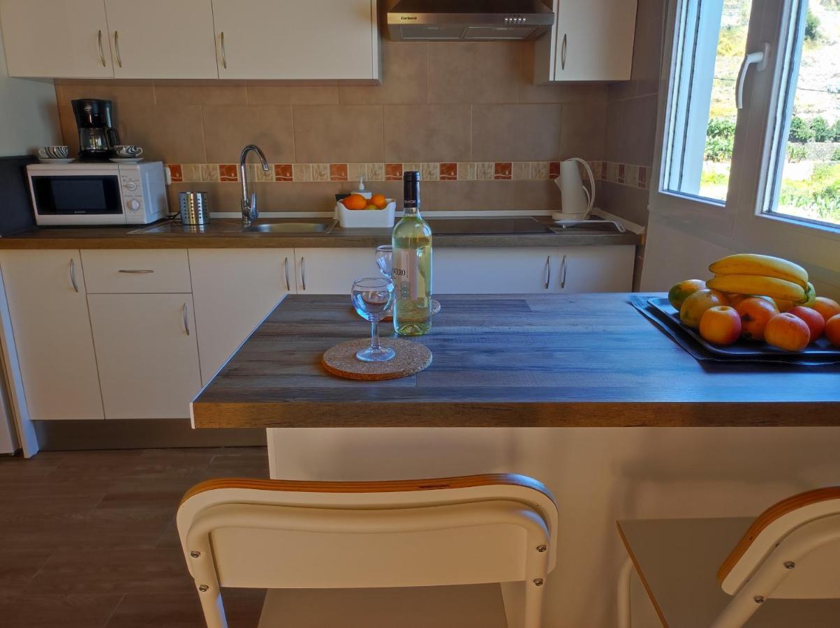 Casa Donela Apartment แอร์มิกวา ภายนอก รูปภาพ